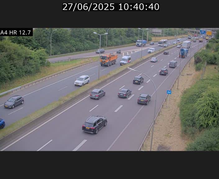 Traffic live webcam Luxembourg Esch sur Alzette - A4 - BK 12.7 - direction Esch-Belval