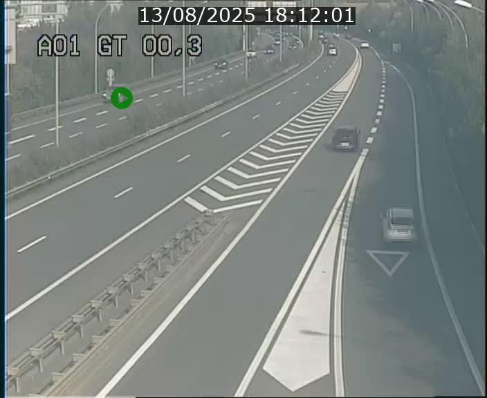 Traffic live webcam Luxembourg Croix de Gasperich - A1 direction Kirchberg - BK 0.3