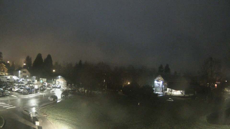 Webcam au niveau de la mairie du village du Bourg d'Oisans, aux pieds de l'Alpe d'Huez et aux portes du parc des Écrins