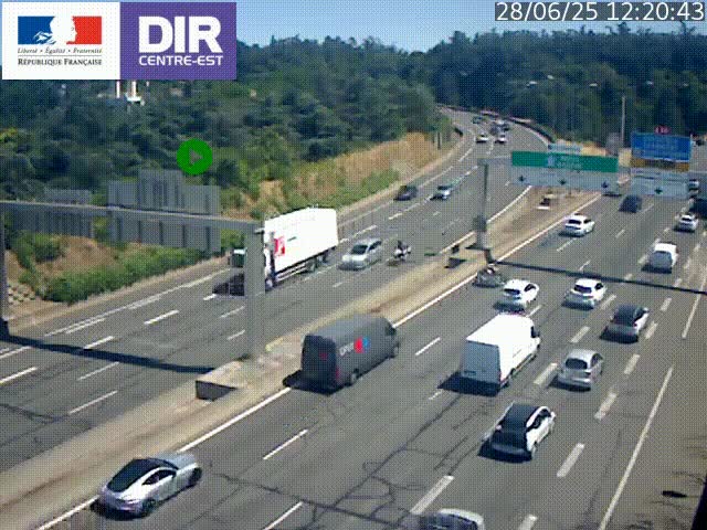 Caméra de circulation routière sur le boulevard périphérique Laurent Bonnevay de Lyon (D383) à hauteur de Bron, avant la jonction avec l'A43. Vue orientée vers l'échangeur
