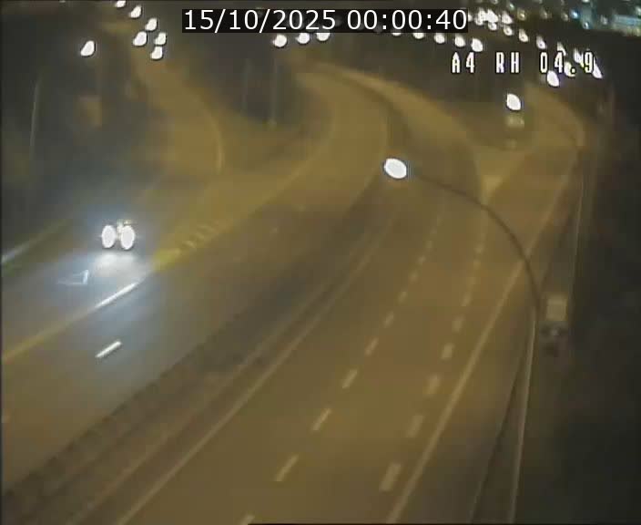 Traffic live webcam Luxembourg Leudelange - A4 - BK 4.9 - direction Luxembourg