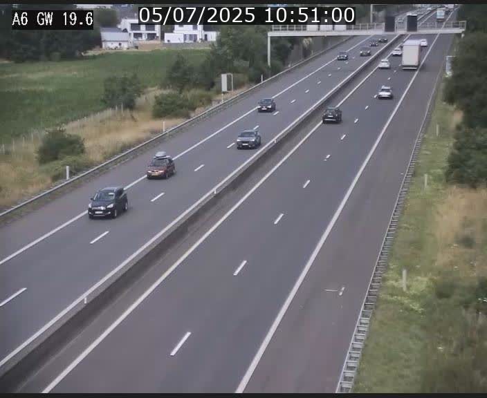 Traffic live webcam Luxembourg - Steinfort - A6 - BK 19.6 - direction Belgique