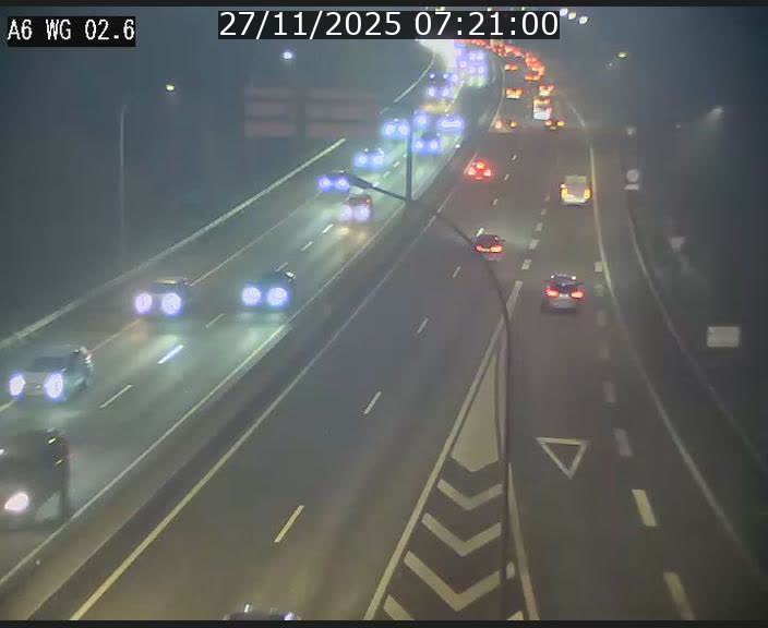 Traffic live webcam Luxembourg Croix de Cessange - A6 - BK 2.6 - direction France/Allemagne