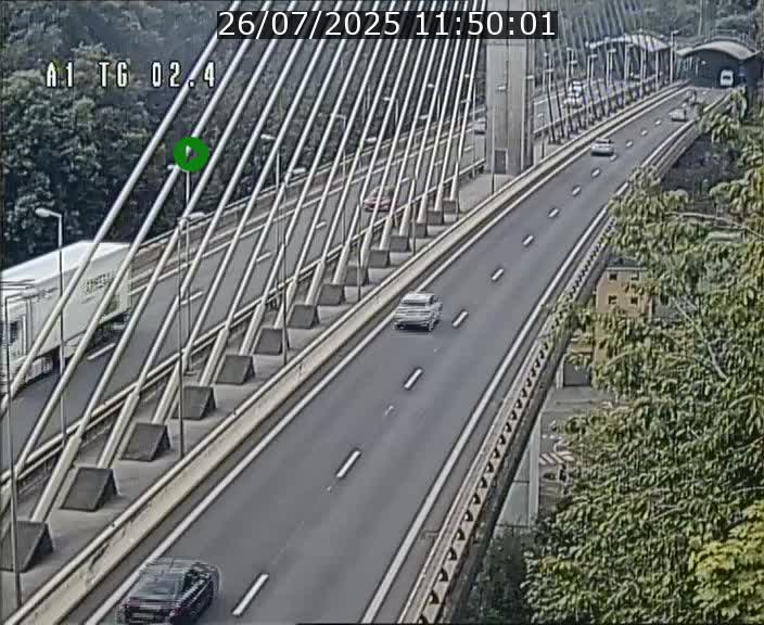 Traffic live webcam Luxembourg Sandweiler - A1 direction Luxembourg-ville - BK 2.4