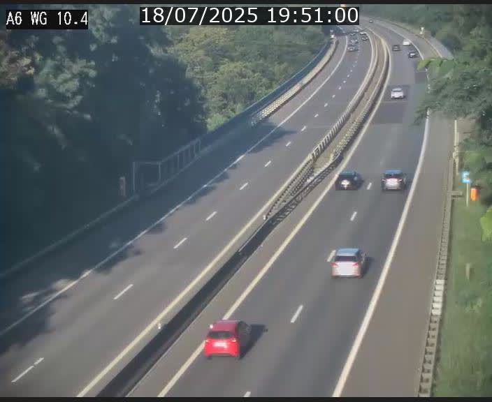 Traffic live webcam Luxembourg Mamer - A6 - BK 10.4 - direction Luxembourg/France/Allemagne