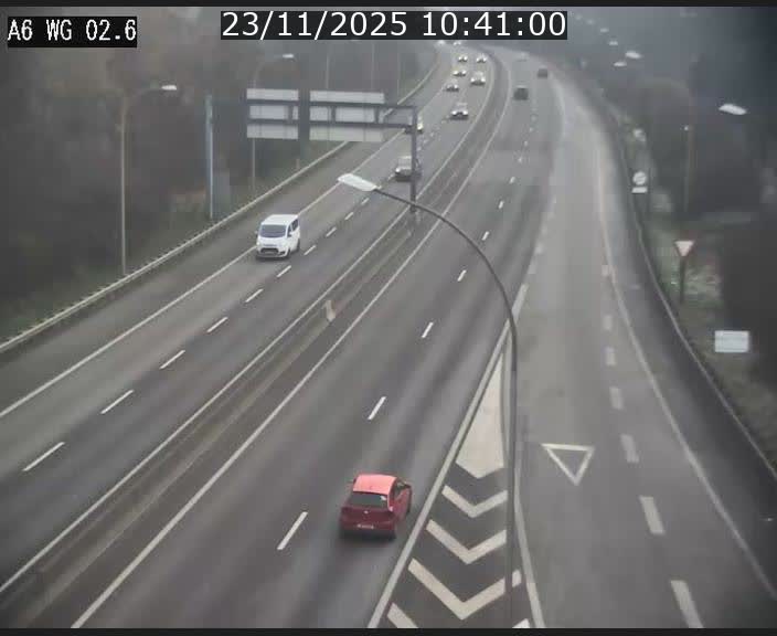 Traffic live webcam Luxembourg Croix de Cessange - A6 - BK 2.6 - direction France/Allemagne