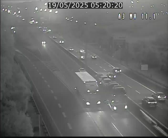 Traffic live webcam Luxembourg Croix de Bettembourg A3 - BK 11.1 - direction Luxembourg-ville