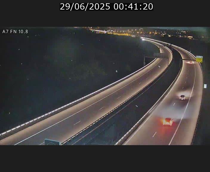 Caméra trafic Luxembourg - A7, Tunnel Gousselerbierg, sortie sud, direction rond-point Lorentzweiler (BK 10.8)