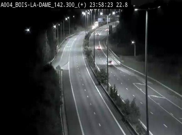 Webcam située entre la sortie 29 Neufchâteau et la jonction avec l'E25 en direction de Liège et Luxembourg