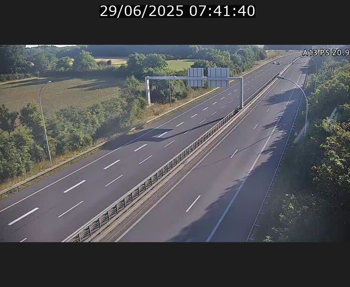Traffic live webcam Luxembourg Croix de Bettembourg, rond-point d'Hellange - A13 direction Allemagne - BK 20.9