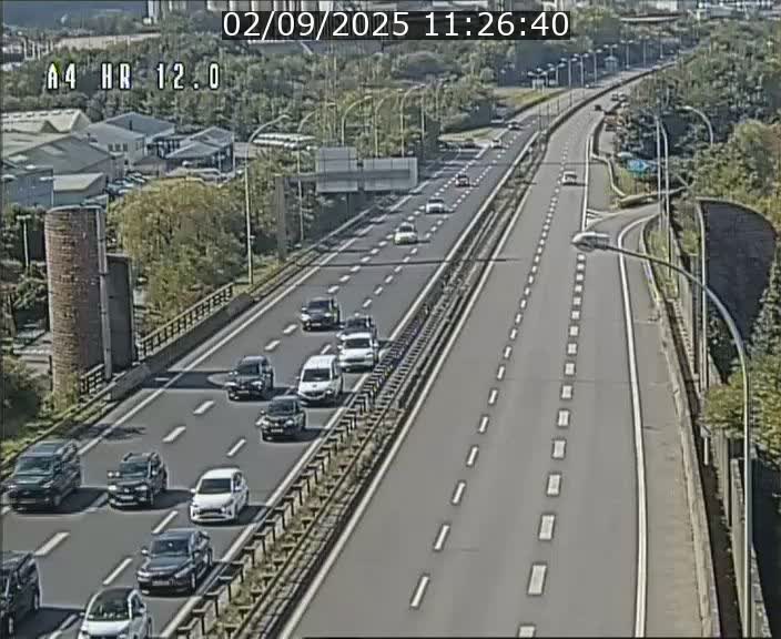 Traffic live webcam Luxembourg Jonction Foetz - A4 - BK 12.0 - direction Esch sur Alzette