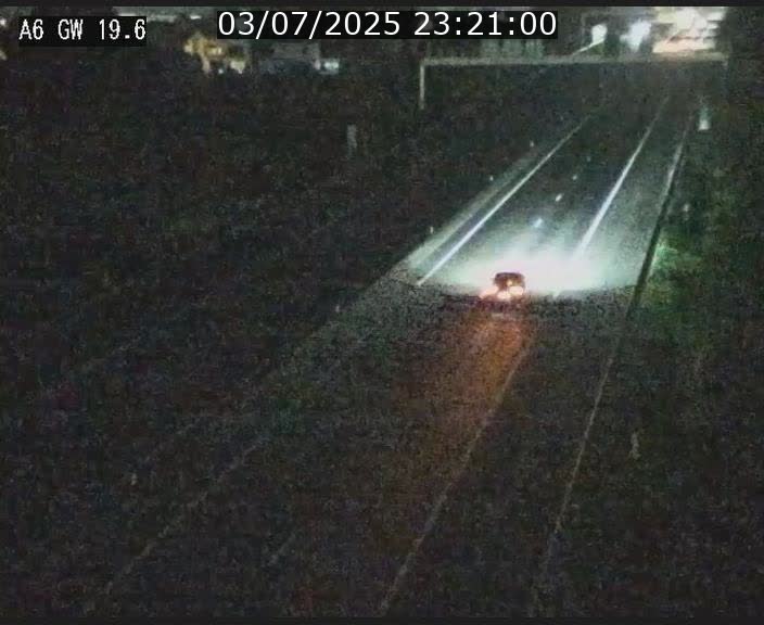 Traffic live webcam Luxembourg - Steinfort - A6 - BK 19.6 - direction Belgique
