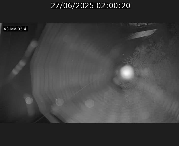 Webcam autoroute de la France (A3) au Luxembourg à Fentange, à proximité de la Croix de Gasperich. Vue orientée vers la Cloche d'Or