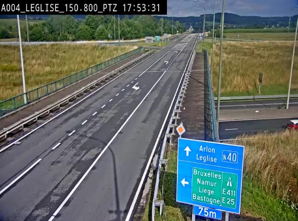 Webcam au-dessus de l'E411 sur la N40. Vue orientée vers Léglise en provenance de Neufchâteau
