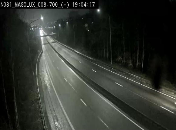 Webcam sur la N81 (E411) à hauteur de la jonction avec la N883. Vue orientée vers Arlon