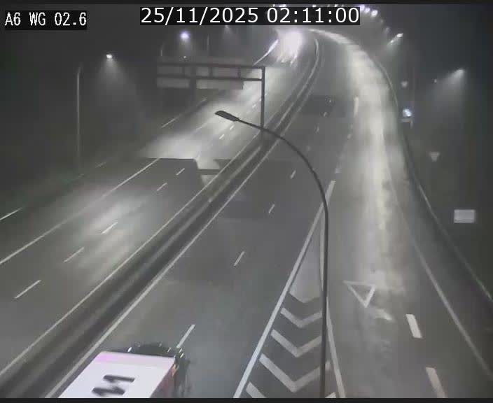 Traffic live webcam Luxembourg Croix de Cessange - A6 - BK 2.6 - direction France/Allemagne