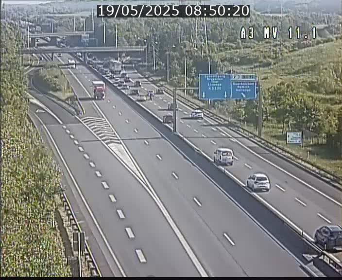 Traffic live webcam Luxembourg Croix de Bettembourg A3 - BK 11.1 - direction Luxembourg-ville