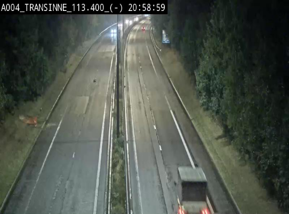 Caméra trafic E411 (A4) - Transinne direction Namur - BK 113.425