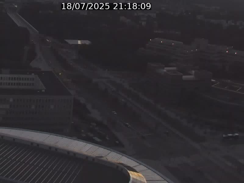 Webcam sur l'avenue John Fitzgerald Kennedy (N51) avec vue sur le Pont rouge (Pont Grande Duchesse Charlotte), l'arrêt Pfaffenthal et l'entrée du quartier Kirchberg