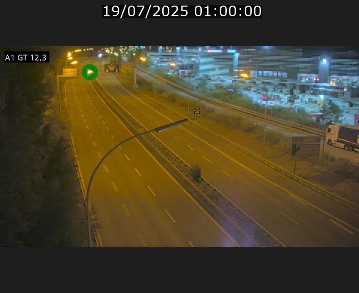 Traffic live webcam Luxembourg Senningerberg - A1 direction Allemagne - BK 12.3