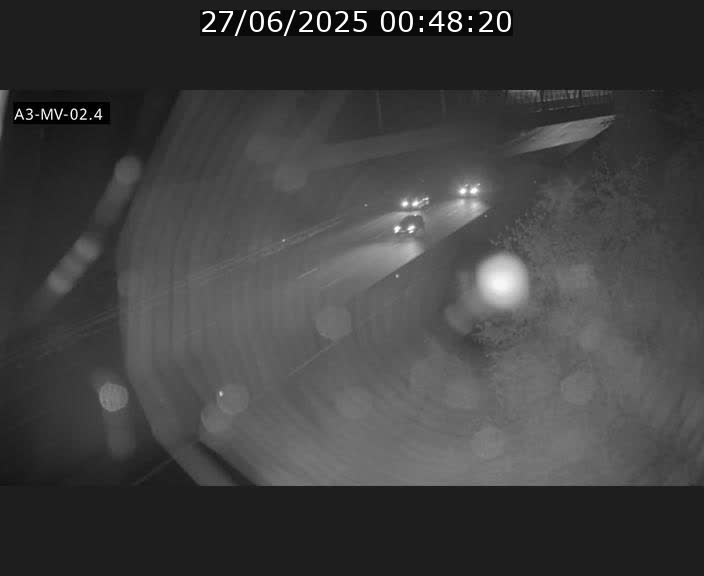 Webcam autoroute de la France (A3) au Luxembourg à Fentange, à proximité de la Croix de Gasperich. Vue orientée vers la Cloche d'Or