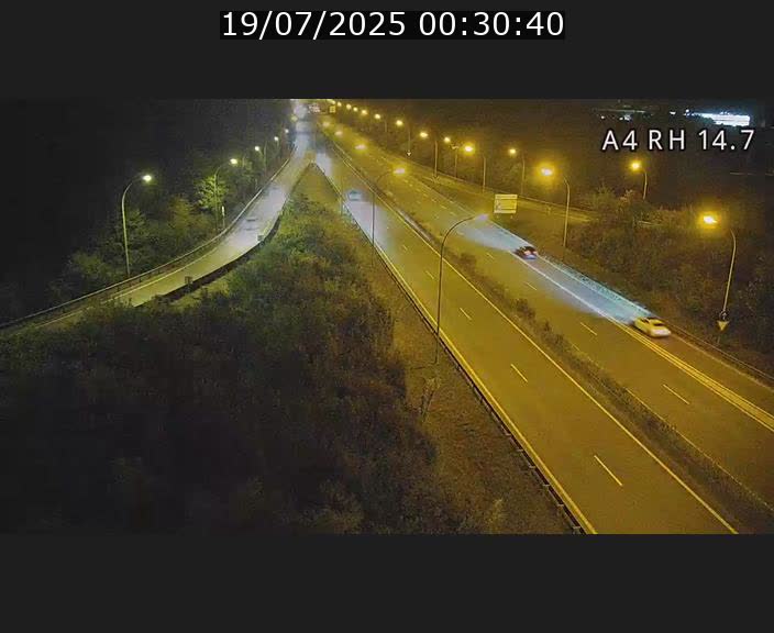 Traffic live webcam Luxembourg Jonction Lankelz - A4 - BK 14.7 - direction Luxembourg