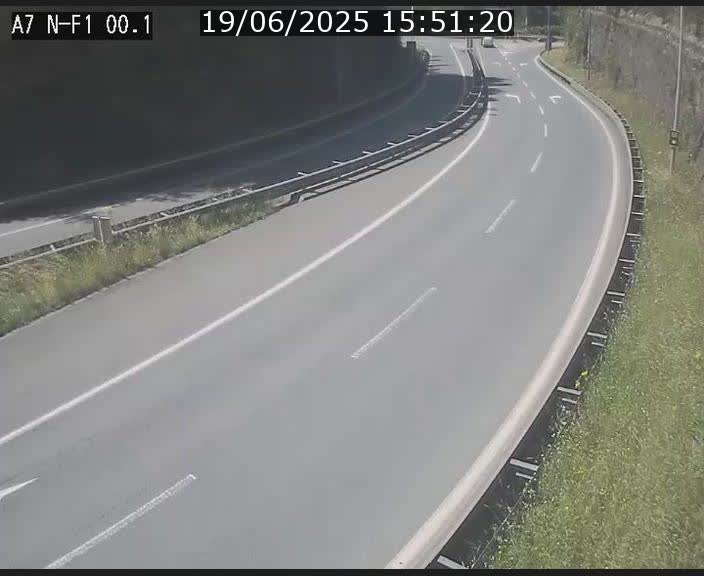Webcam autoroute Luxembourg A7 située dans la sortie 1 Waldhof, vers la N11, avant le Tunnel Stafelter