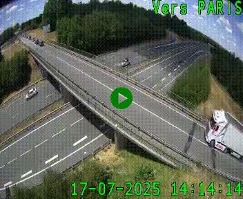 Clone of Caméra routière sur l'autoroute A20 au nord de Limoges, à la jonction avec la N520. Vue orientée vers Paris