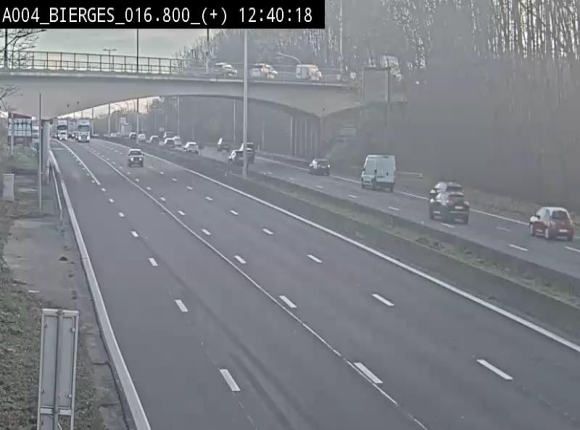 Webcam à Wavre, à hauteur de la sortie 5 Bierges. Vue orientée vers Namur