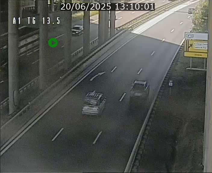 Traffic live webcam Luxembourg Senningen - A1 direction Luxembourg - BK 13.5