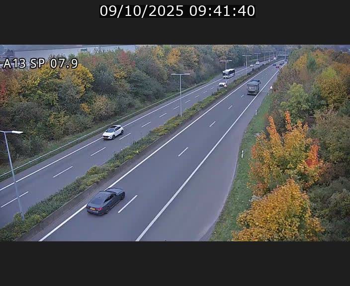 Traffic live webcam Luxembourg Jonction Lankelz - A13 direction Pétange - BK 7.9