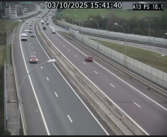 Traffic live webcam Luxembourg Dudelange - A13 direction Croix de Bettembourg - BK 18.1