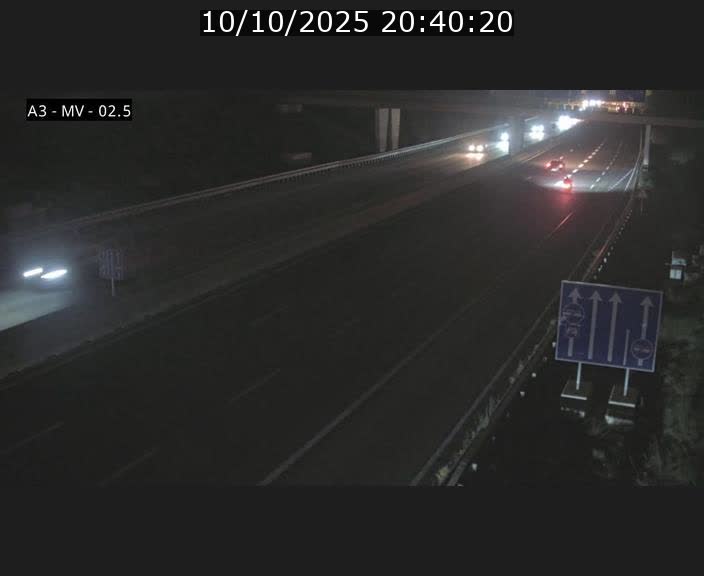 Webcam autoroute A3 au Luxembourg à proximité de la Croix de Gasperich. Vue orientée vers Luxembourg