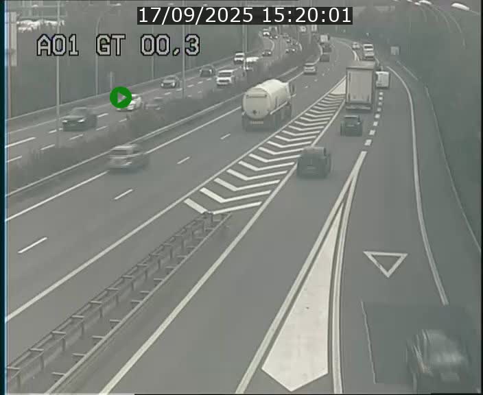 Traffic live webcam Luxembourg Croix de Gasperich - A1 direction Kirchberg - BK 0.3