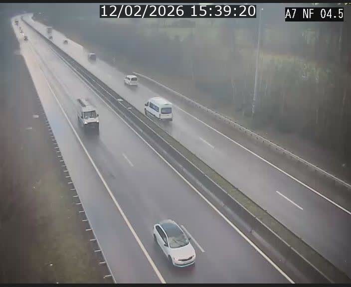 Caméra autoroute Luxembourg A7 - Passage à gibier Rëngelbour - direction Tunnel Grouft