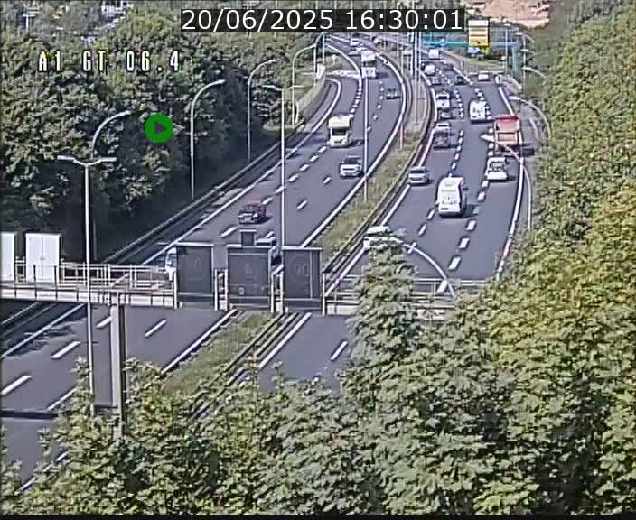 Traffic live webcam Luxembourg Hamm - A1 direction Sandweiler - BK 6.4