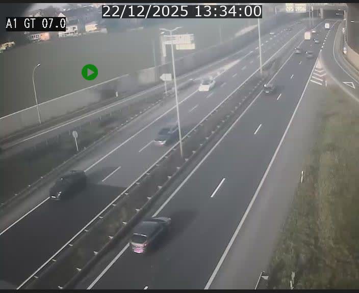 Traffic live webcam Luxembourg Cents - A1 direction Kirchberg - BK 7