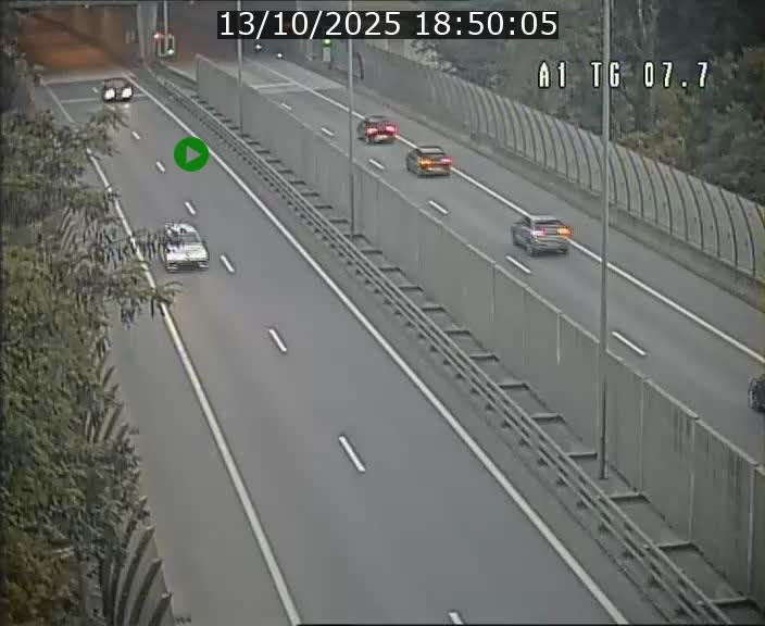 Traffic live webcam Luxembourg Kirchberg - A1 direction Luxembourg-ville - BK 7.7
