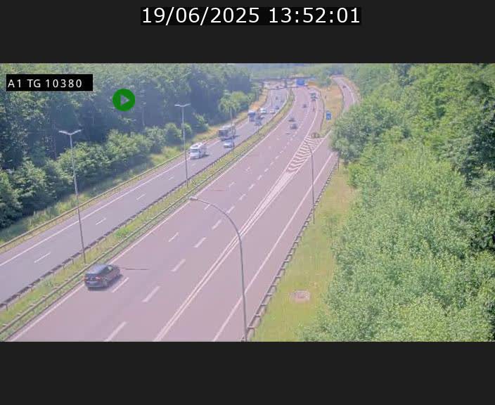 Traffic live webcam Luxembourg Senningerberg - A1 direction Luxembourg Kirchberg - BK 10.3