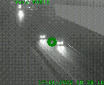 Caméra routière sur l'autoroute A20 à Saint-Pardoux-l'Ortigier, à la jonction avec l'A89. Vue orientée vers Paris