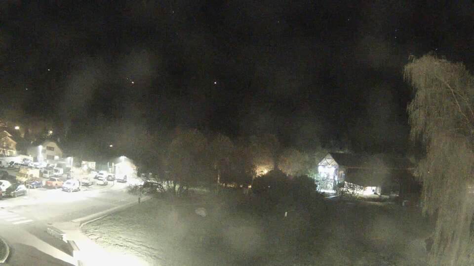 Webcam au niveau de la mairie du village du Bourg d'Oisans, aux pieds de l'Alpe d'Huez et aux portes du parc des Écrins