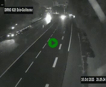 Webcam routière à hauteur de Bois-Guillaume en périphérie de Rouen. Vue orientée vers Rouen
