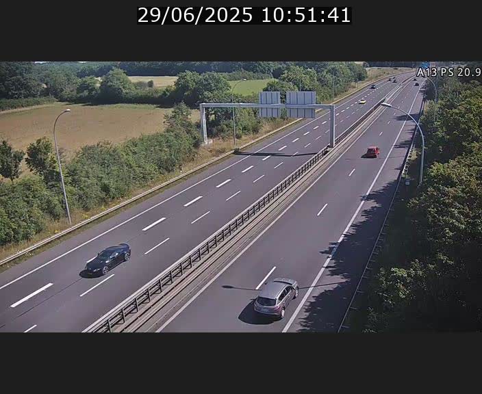 Traffic live webcam Luxembourg Croix de Bettembourg, rond-point d'Hellange - A13 direction Allemagne - BK 20.9