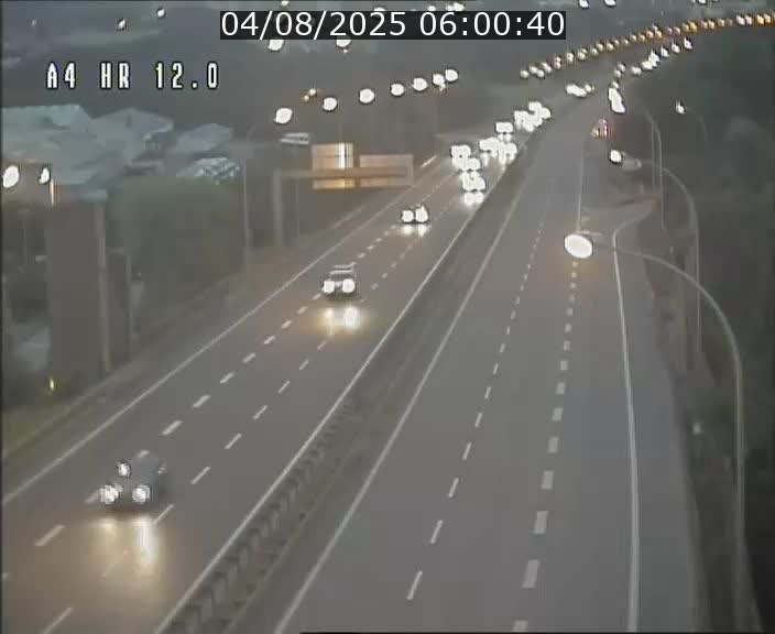 Traffic live webcam Luxembourg Jonction Foetz - A4 - BK 12.0 - direction Esch sur Alzette