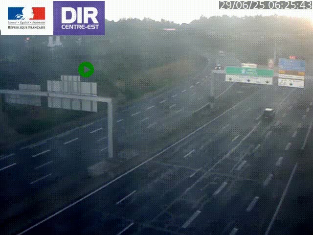 Caméra de circulation routière sur le boulevard périphérique Laurent Bonnevay de Lyon (D383) à hauteur de Bron, avant la jonction avec l'A43. Vue orientée vers l'échangeur