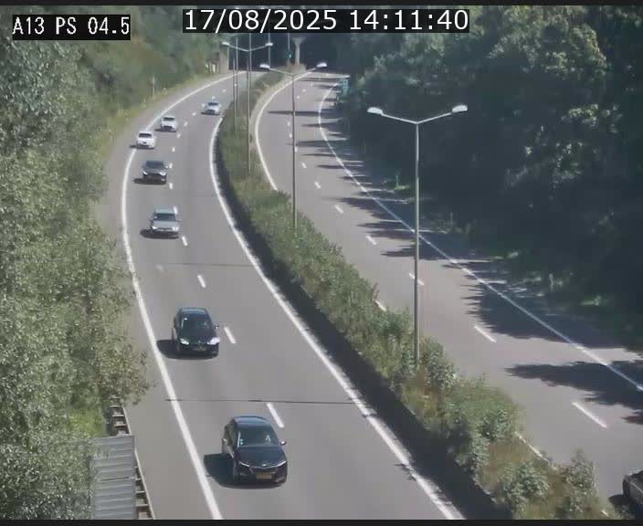 Traffic live webcam Luxembourg Differdange - A13 direction Esch-sur-Alzette - BK 4.5
