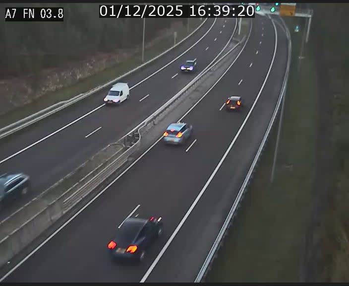 Caméra autoroute Luxembourg A7 - Passage à gibier Rëngelbour - direction Tunnel Stafelter