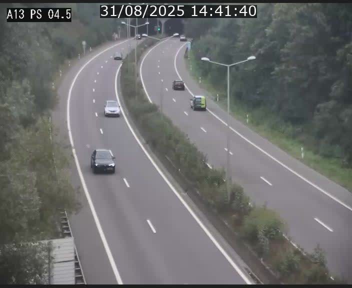 Traffic live webcam Luxembourg Differdange - A13 direction Esch-sur-Alzette - BK 4.5