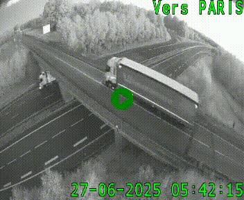 Clone of Caméra routière sur l'autoroute A20 au nord de Limoges, à la jonction avec la N520. Vue orientée vers Paris