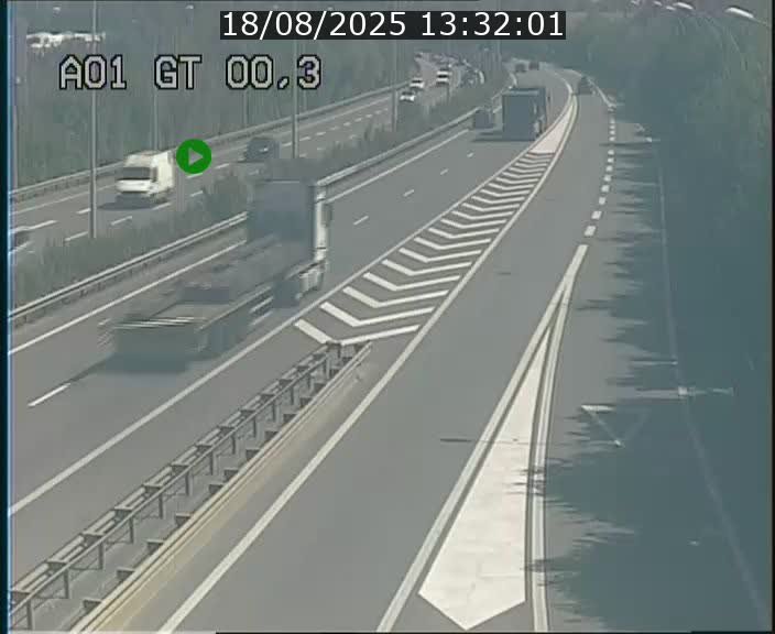Traffic live webcam Luxembourg Croix de Gasperich - A1 direction Kirchberg - BK 0.3